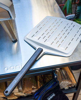 Ooni Pizzaschieber perforiert